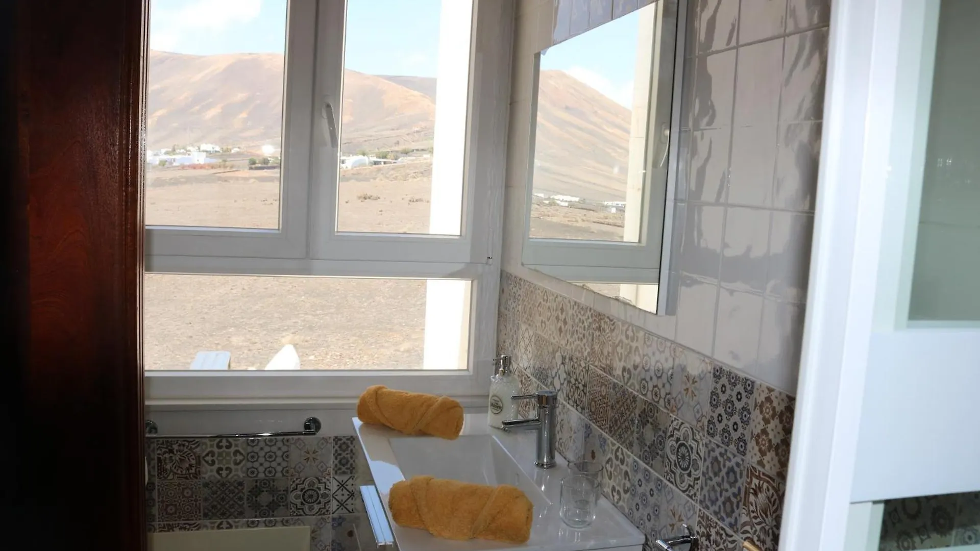Casona El Faro De Macher Apartment